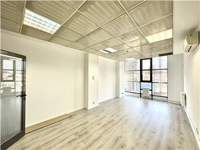 Spatiu comercial sau birouri 300 mp, zona centrala, Ploiesti