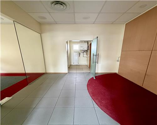 Spatiu comercial, parter de bloc, stradal, Ploiesti, Democratiei