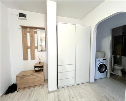 Inchiriere 2 camere, renovat, zona Cantacuzino ,  Ploiesti