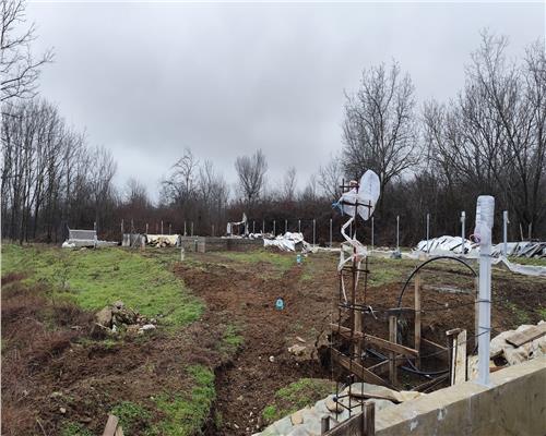 Vanzare 590 mp Teren+ Fundatie Casa Baicoi