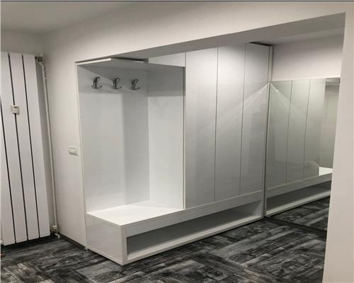 Apartament 4 camere, decomandat , Ploiesti , zona centrala