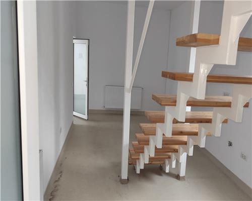 Baicoi  Spatiu Comercial 250 mp