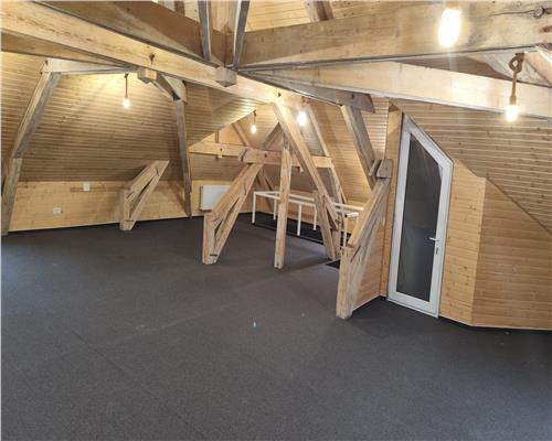 Baicoi  Spatiu Comercial 250 mp