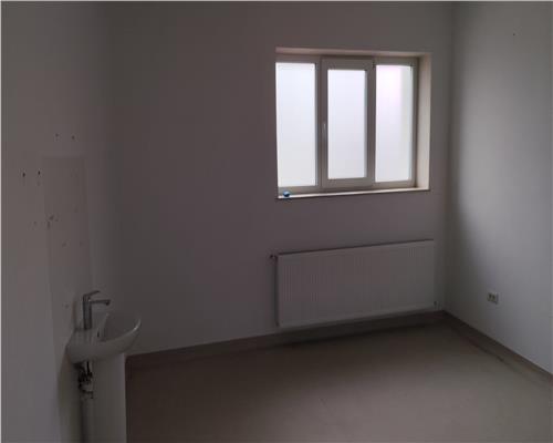 Baicoi  Spatiu Comercial 250 mp