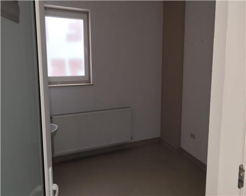 Baicoi  Spatiu Comercial 250 mp