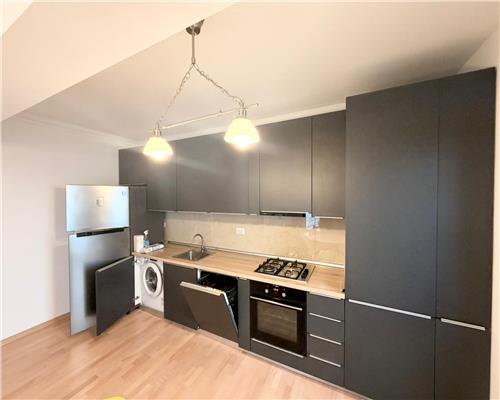 Apartament 3 camere lux, bloc nou, loc parcare, Ploiesti , zona Albert