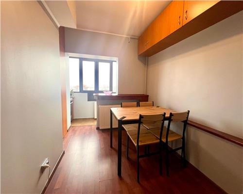 Garsoniera proaspat renovata, 40 mp, zona Sala Sporturilor, Ploiesti