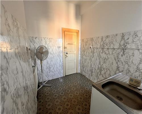 Inchiriere spatiu comercial sau locuinta, ultracentral Ploiesti