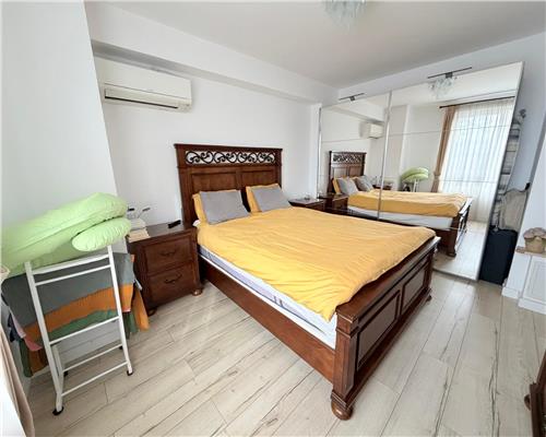 Apartament 2 camere, tip duplex, curte proprie, Ploiesti, zona central