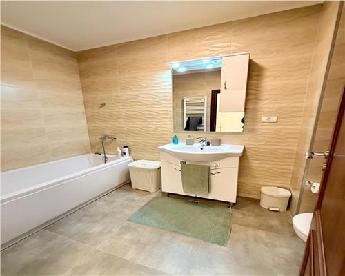 Apartament 3 camere, parcare proprie, Ploiesti, Cartier Albert.