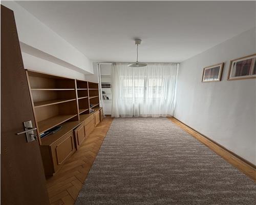 Apartament 3 camere, in Ploiesti, zona Parcul Mihai Viteazul
