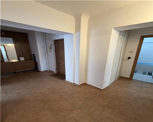 Apartament 3 camere, in Ploiesti, zona Parcul Mihai Viteazul
