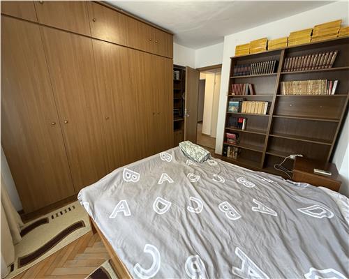 Apartament 3 camere, in Ploiesti, zona Parcul Mihai Viteazul