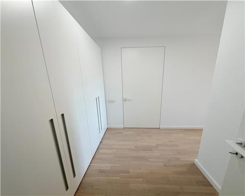 Apartament 4 camere, in Ploiesti, zona Parcul Mihai Viteazul (Bucegi)