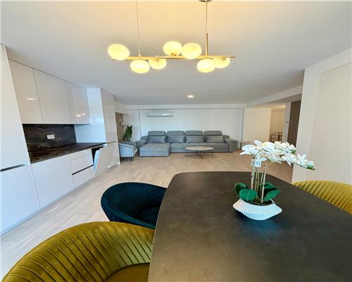 Apartament 4 camere, in Ploiesti, zona Parcul Mihai Viteazul (Bucegi)