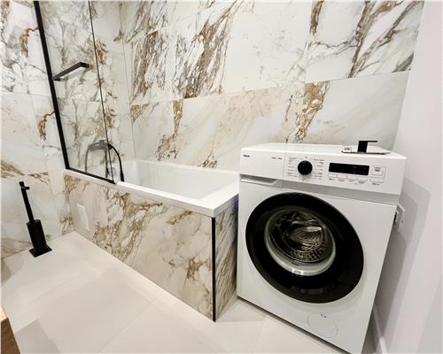 Inchiriere garsoniera de lux, prima inchiriere, Ploiesti, ultracentral