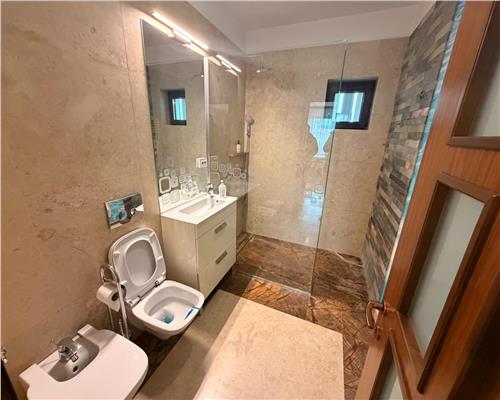 Apartament 3 camere lux , zona centrala , bloc nou , Ploiesti