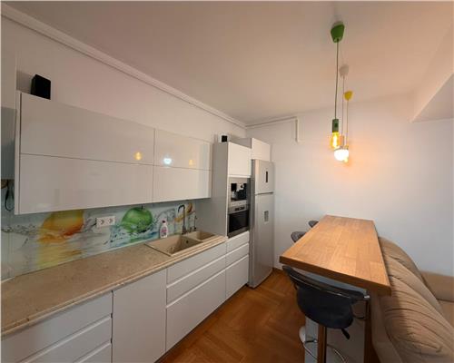 Apartament 3 camere lux , zona centrala , bloc nou , Ploiesti