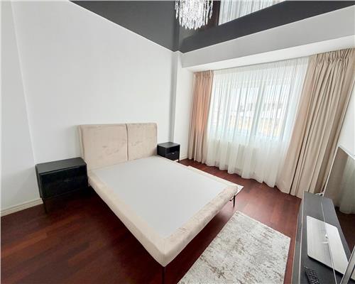 Apartament 4 camere, 2 parcari subterane, Ploiesti, ultracentral.