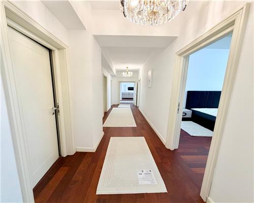 Apartament 4 camere, 2 parcari subterane, Ploiesti, ultracentral.