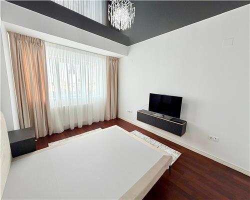 Apartament 4 camere, 2 parcari subterane, Ploiesti, ultracentral.