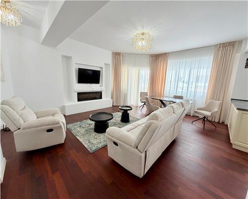 Apartament 4 camere, 2 parcari subterane, Ploiesti, ultracentral.