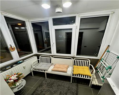 Apartament 3 camere, decomandat, Ploiești, Democratiei/ Bd. Castanilor