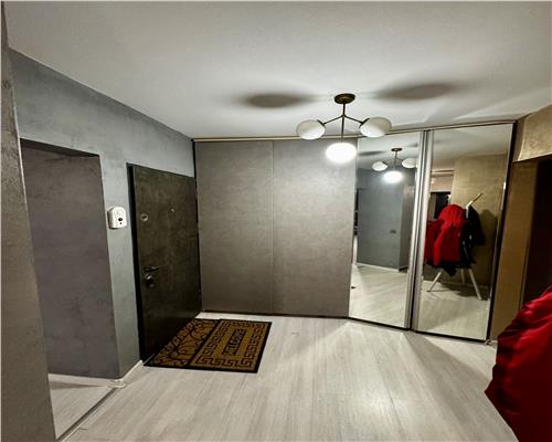 Apartament 3 camere, decomandat, Ploiești, Democratiei/ Bd. Castanilor
