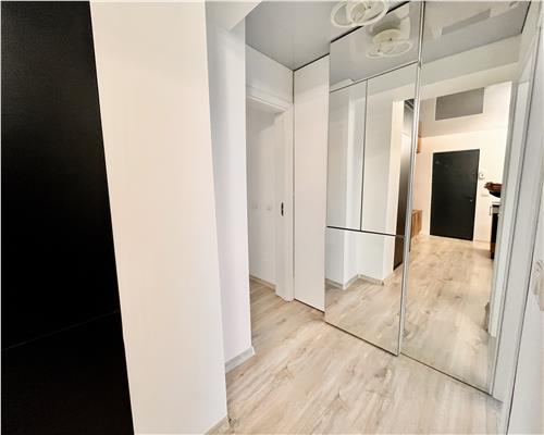 Apartament 3 camere, renovat, decomandat, Ploiești, Democratiei