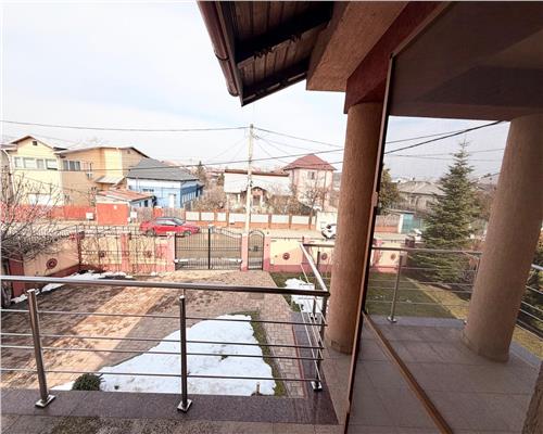 Casa 6 camere + mansarda , cu garaj , beci , Ploiesti , central