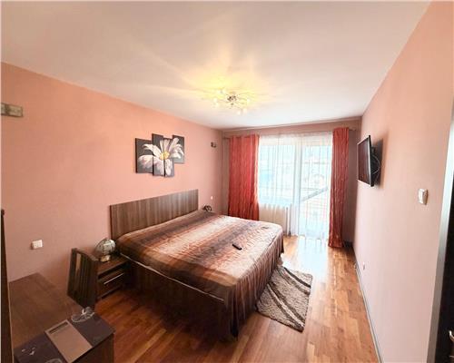 Casa 6 camere + mansarda , cu garaj , beci , Ploiesti , central