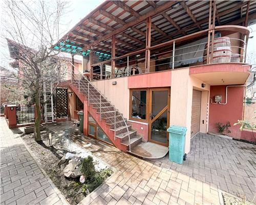 Casa 6 camere + mansarda , cu garaj , beci , Ploiesti , central