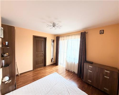 Casa 6 camere + mansarda , cu garaj , beci , Ploiesti , central