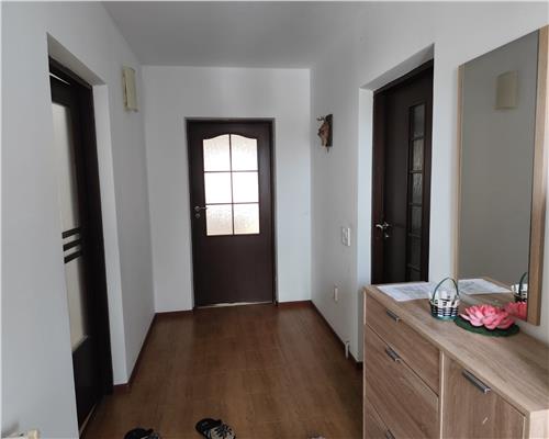 Casa + anexe 2756 mp teren Baicoi zona Tufeni