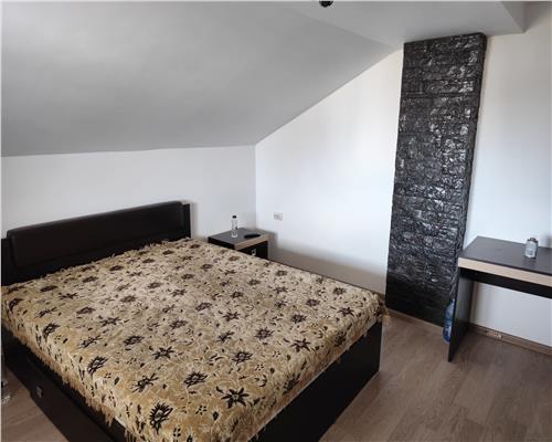 Casa + anexe 2756 mp teren Baicoi zona Tufeni