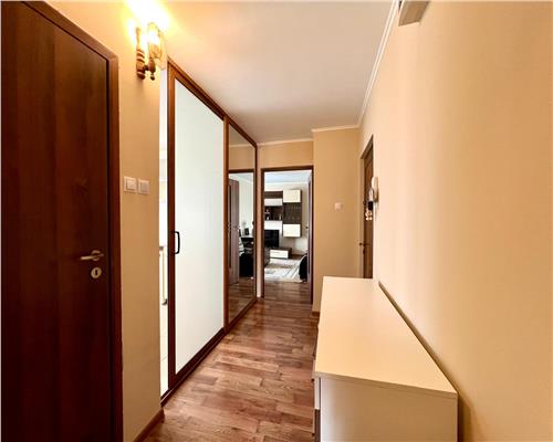 Apartament 3 camere, decomandat, zona Sala Sporturilor, Ploiesti