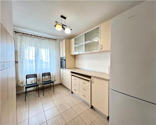 Apartament 3 camere, decomandat, zona Sala Sporturilor, Ploiesti