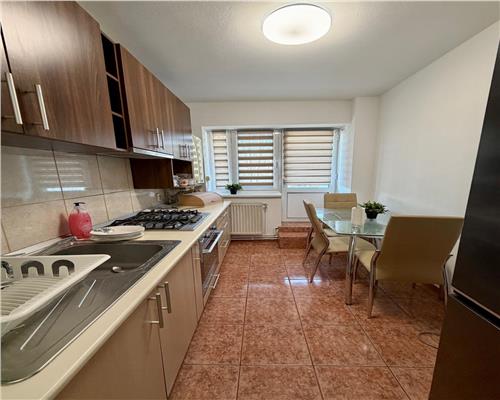 Apartament 3 camere, centrala proprie, Ploiesti,zona Nord/Sos.Nordului