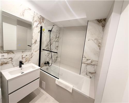 Apartament 3 camere, loc de parcare , Ploiesti, ultracentral