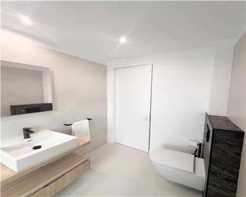 Apartament 2 camere, loc de parcare , Ploiesti, ultracentral