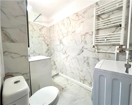 Garsoniera recent renovata, Mihai Bravu , Ploiesti