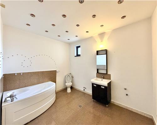 Casa S+P+1E, pretabila clinica, ultracentral, Ploiesti