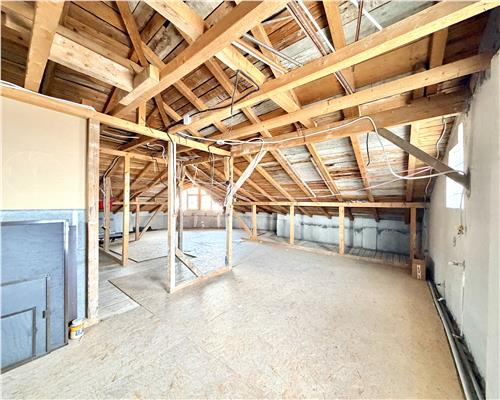 Casa S+P+1E, pretabila clinica, ultracentral, Ploiesti