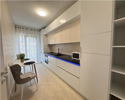 Inchiriere garsoniera de lux, parcare privata, zona Albert, Ploiesti