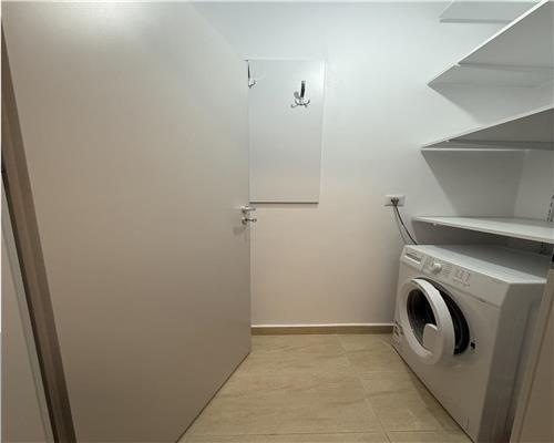 Inchiriere garsoniera de lux, parcare privata, zona Albert, Ploiesti