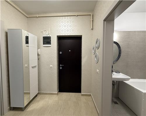 Inchiriere garsoniera de lux, parcare privata, zona Albert, Ploiesti