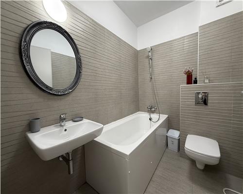 Inchiriere garsoniera de lux, parcare privata, zona Albert, Ploiesti