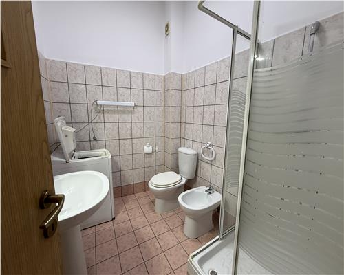 Apartament 2 camere, zona ultracentrala, Ploiesti