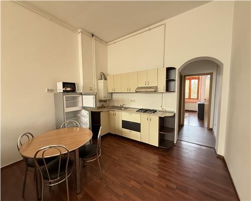 Apartament 2 camere, zona ultracentrala, Ploiesti