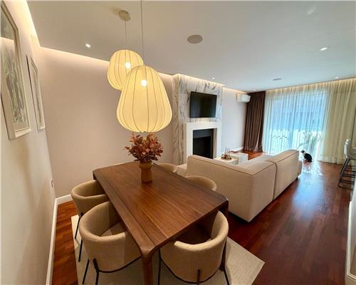 Apartament 3 camere alcatuit din 2 ap de 2 camere unite,Ploiesti,Alber